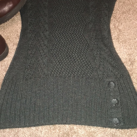 Small Maurice’s shirt with size 5 Brown boots! - Picture 5 of 5